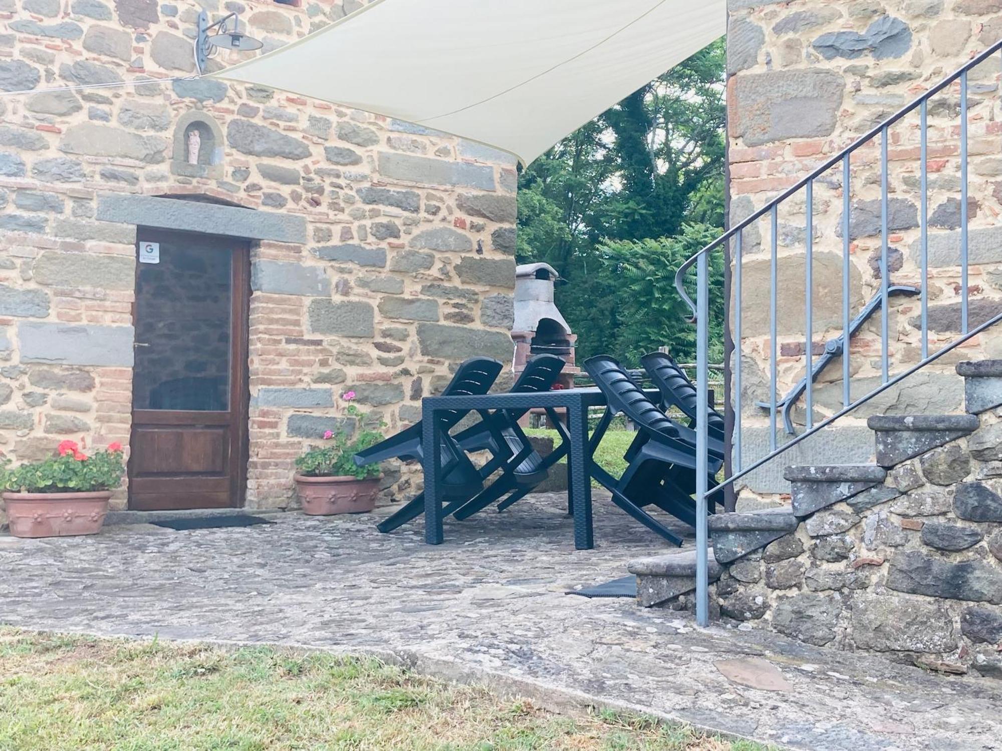 Agriturismo Tramonti Castiglione di Garfagnana Exterior foto