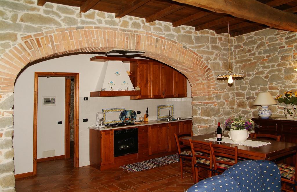 Agriturismo Tramonti Castiglione di Garfagnana Habitación foto
